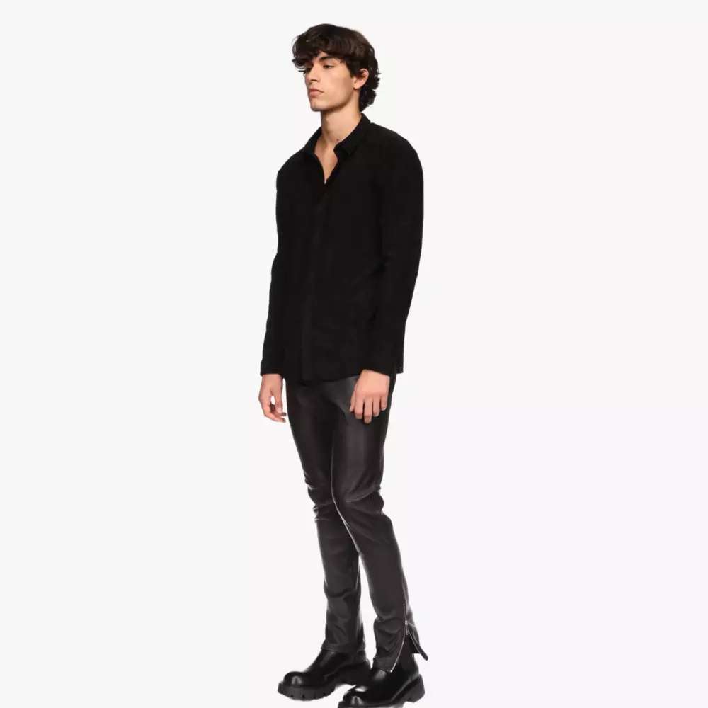 WANDER shirt in black stretch suede - side view